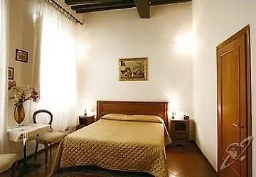 Hotel Sabrina 3*